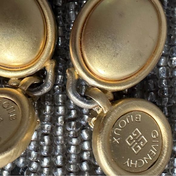 Vintage 80s Givenchy Bijoux Logo Brushed Gold Plated Door Knocker Earrings - Picture 10 of 11